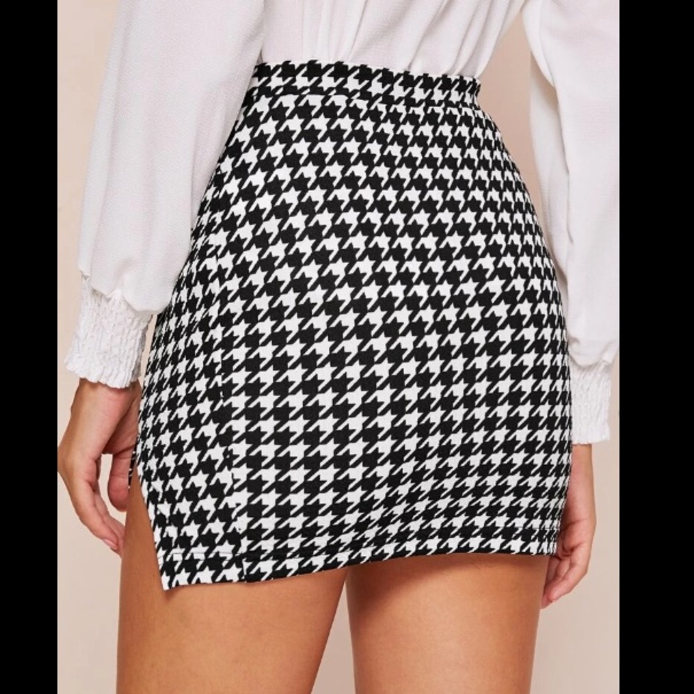 Houndstooth mini skirt Size Large - Picture 2 of 6